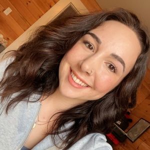 Meet your Posher, Darien